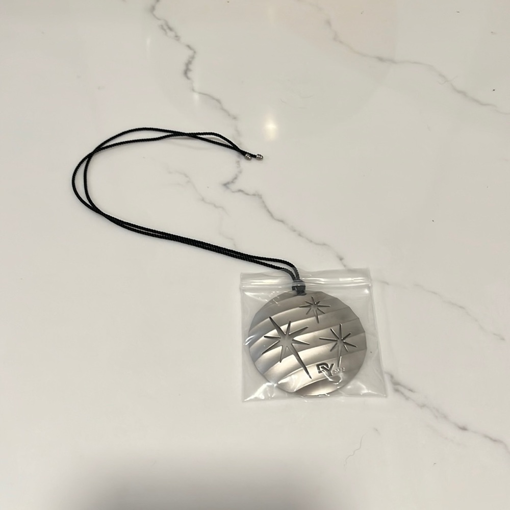 David Yurman 2022 ornament
